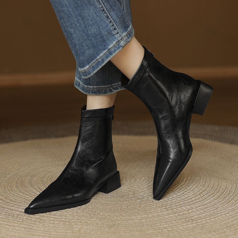 Women'S Fashion Korea - Sepatu Boots Pendek Wanita Model Runcing
