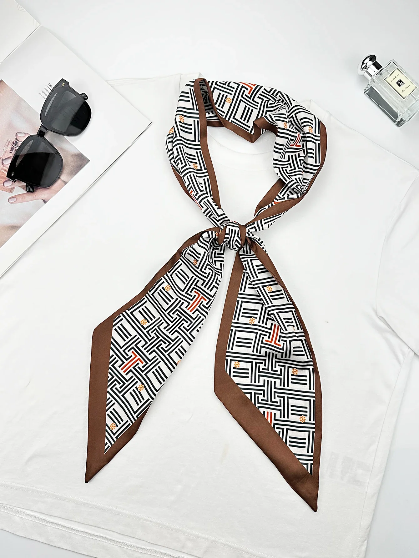 Syal Sutra Tipis Geometris Mew - Women Fashion Necktie ulasan dan harga