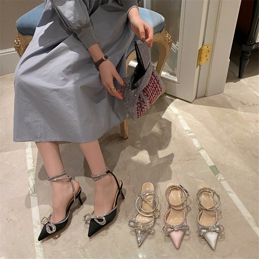 Sandal Wanita Berhias Berlian  - Women'S Fashion Korea ulasan dan harga